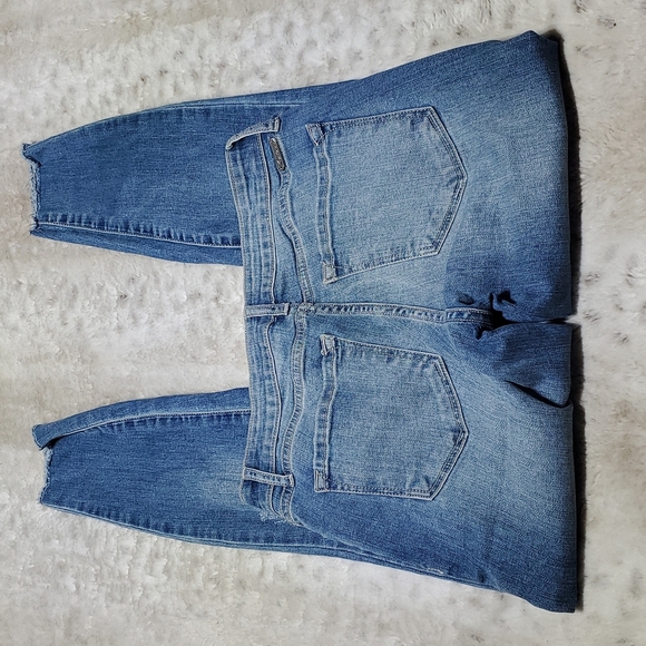 KanCan Lighter Wash Distressed Skinny Jeans w Frayed Hem Size 26 Waist 26.5 In - Picture 6 of 7